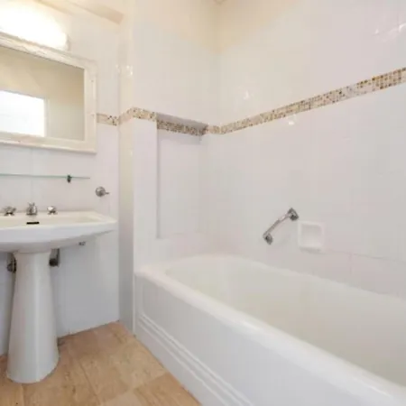 Near With Sea View 2 Terraces! Cannes