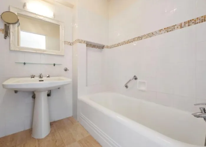 Near With Sea View 2 Terraces! Cannes