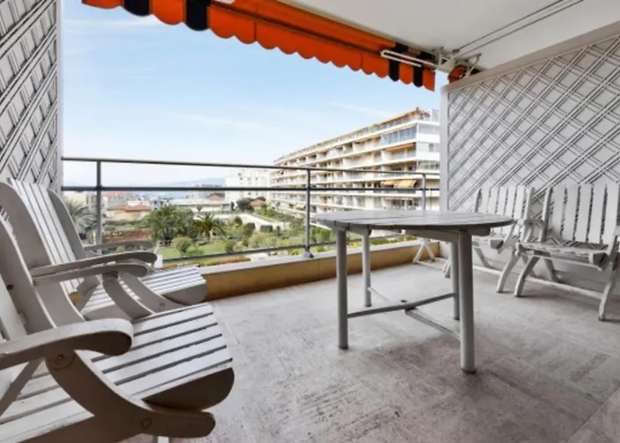 Apartman Near With Sea View 2 Terraces! *